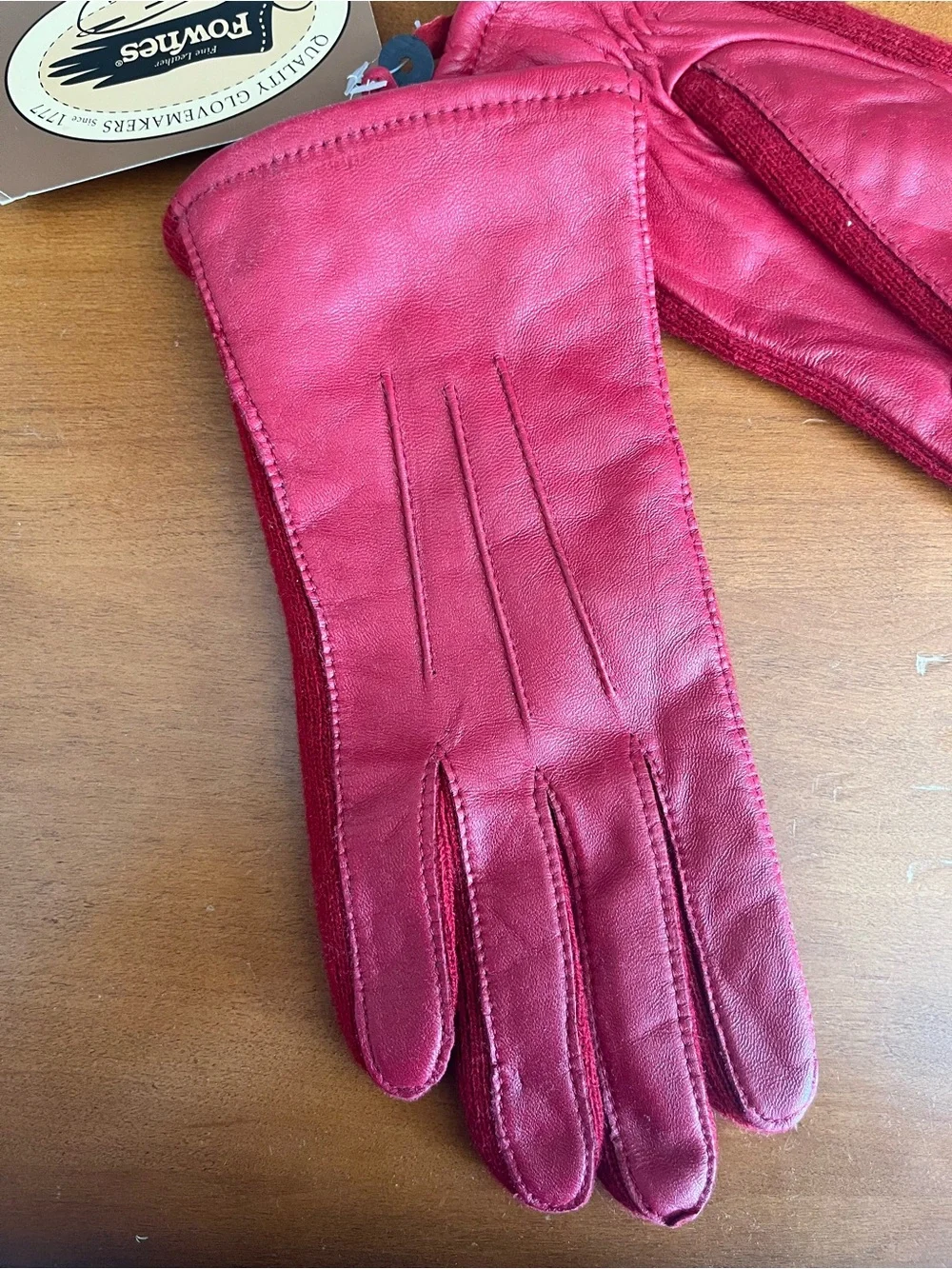 Fownes Women’s Fleece Lived Red Gloves Leather S/M NWT